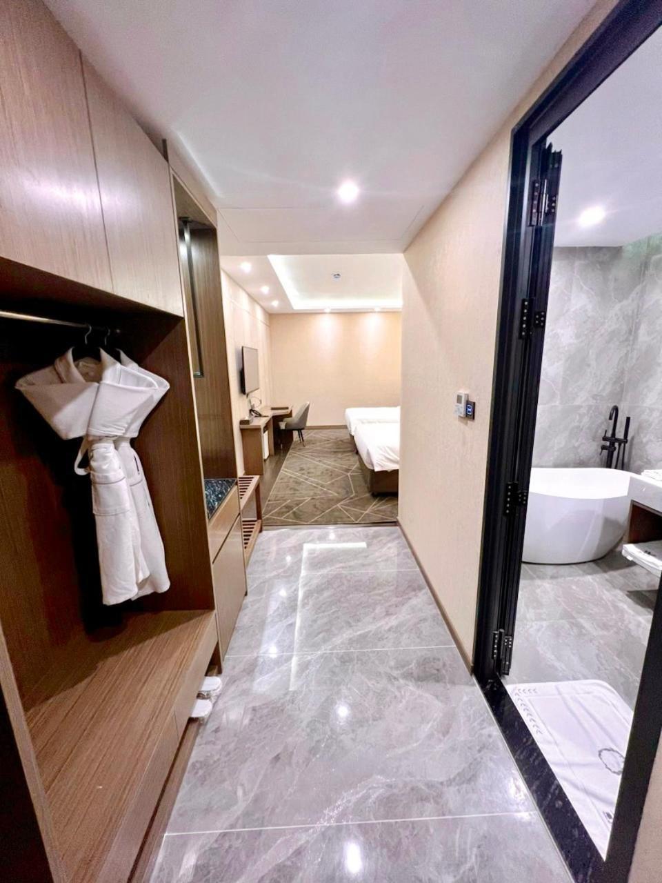 Wah Fu Hotel Ho Chi Minh City Exterior photo